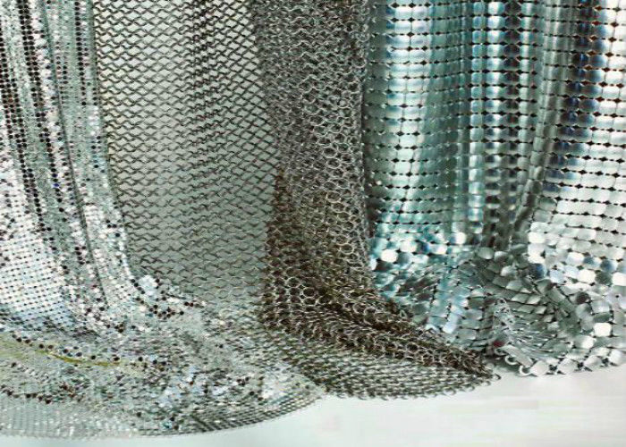 Gold / Silver Sequin Mesh Fabric , 3x3mm Decorative Metallic Mesh Fabric For Tablecloth
