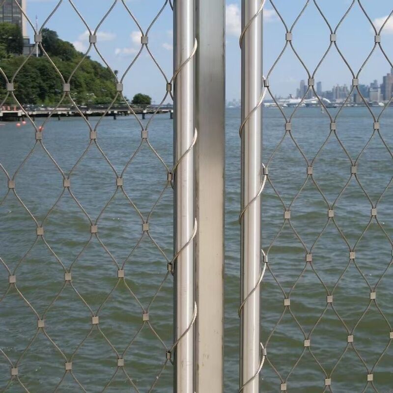 Diamond-Shaped 304 Stainless Steel Chew Resistant Wire Rope Mesh for Animal Cages