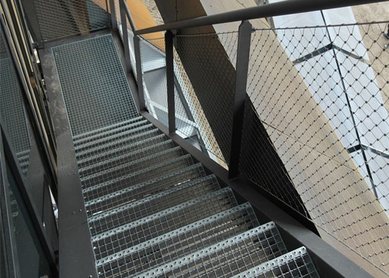 Stair Architectural Wire Mesh With Ferrules Grid 1.2 Mm Wire Corrosion Resistant