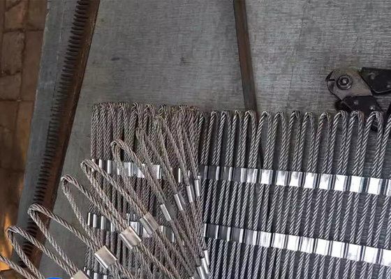 Stainless Steel Cable Mesh Flexibility Anti Corrosive For Amusement Rides