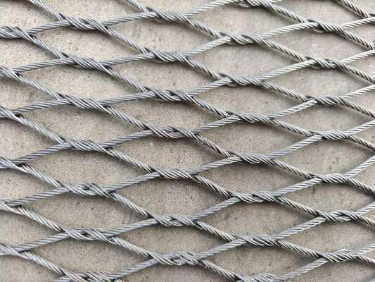Anti corrosion non rusting aviary wire netting for secure aviary